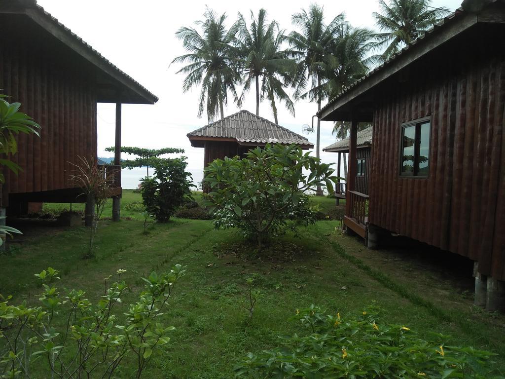 Happy Days Resort Koh Mak Exteriör bild