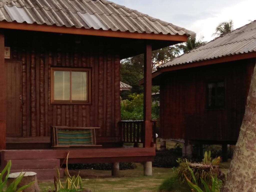 Happy Days Resort Koh Mak Exteriör bild