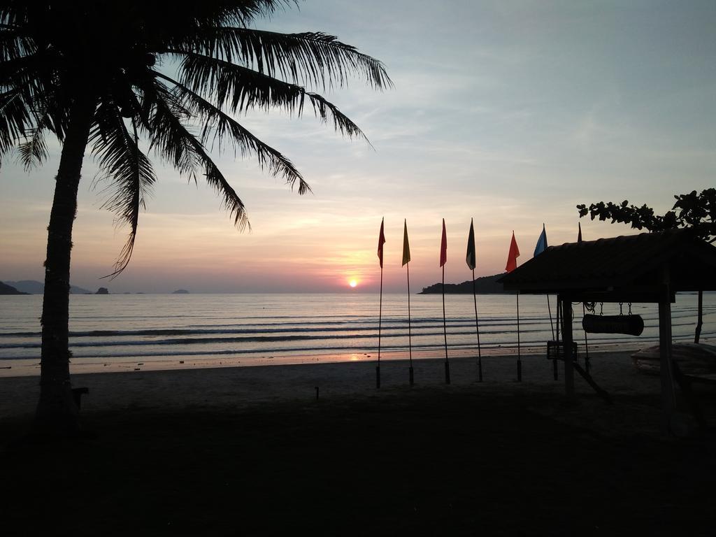 Happy Days Resort Koh Mak Exteriör bild